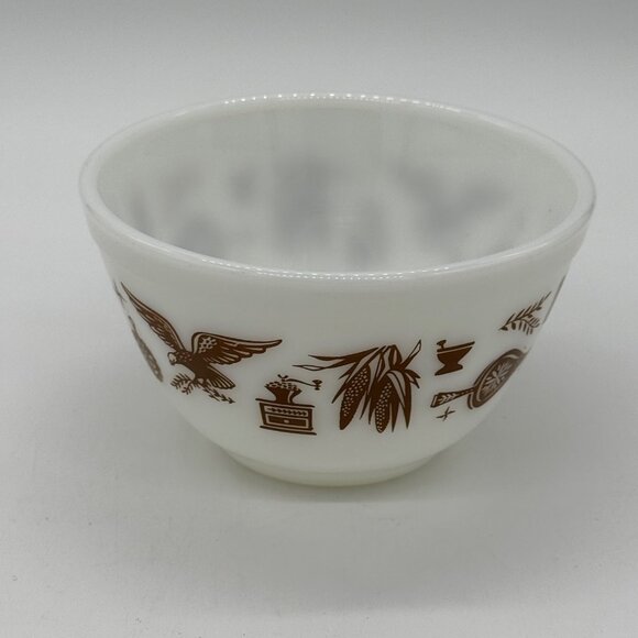 Pyrex Early American Milk Glass Mixing Bowl - Picture 1 of 8